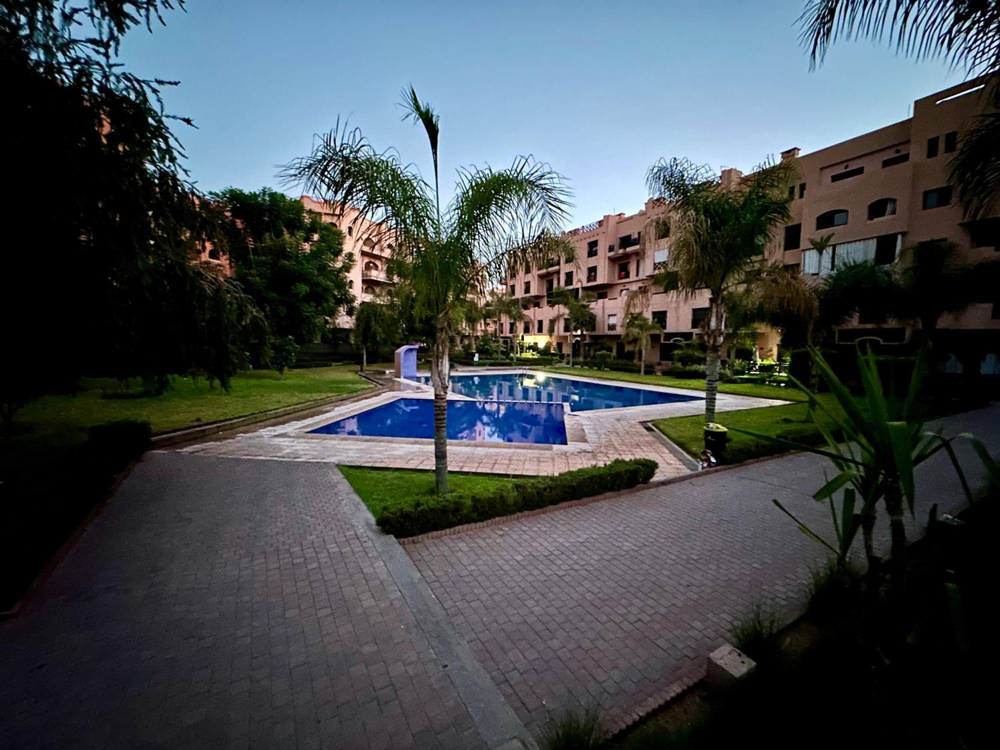 Oasis De Detente Avec Terrasse Et Vue Sur Piscine Marrakesh Extérieur photo